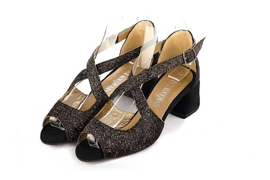 Dress sandals closed back crossed straps in gloss black and matt black with low flare heels and round toe - Front view